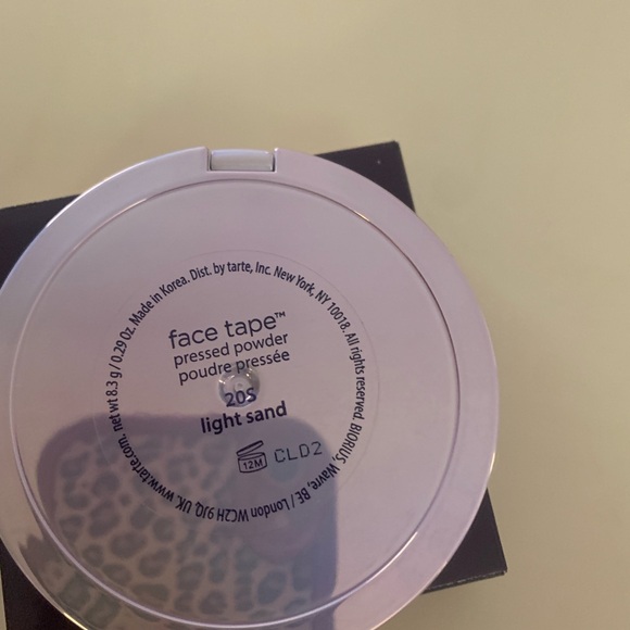 Tarte Face Tape Pressed Powder - Picture 5 of 6